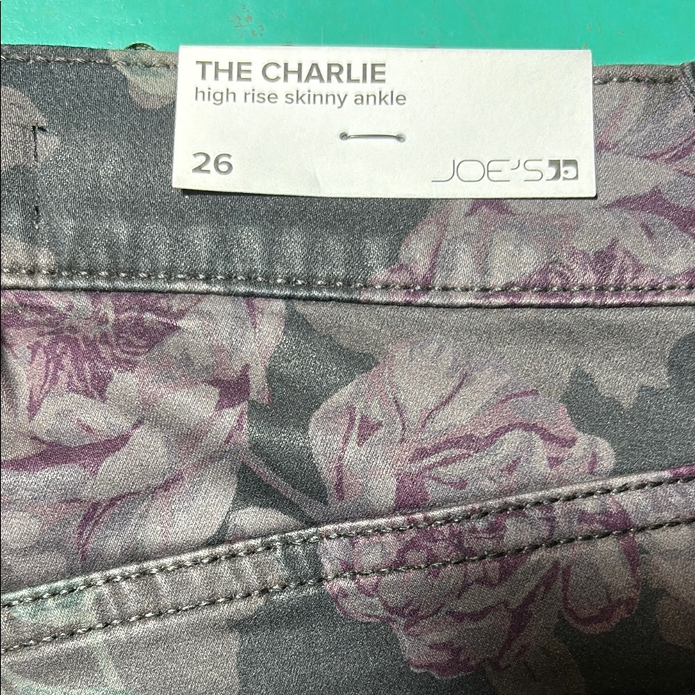 NWT joes jeans the charlie size 26 purple floral pattern - Picture 6 of 7